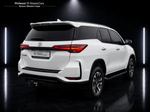 Toyota Fortuner 2.4GD-6 auto - Image 5