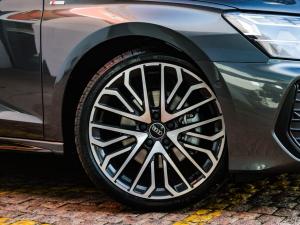 Audi A3 Sportback TFSI S line Black - Image 2