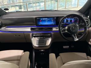 Mercedes-Benz V-Class V300d Exclusive - Image 13