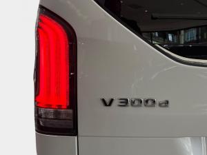 Mercedes-Benz V-Class V300d Exclusive - Image 20