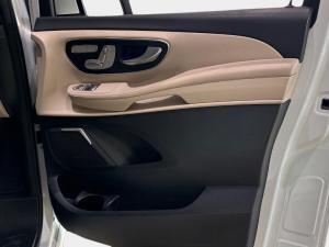 Mercedes-Benz V-Class V300d Exclusive - Image 23