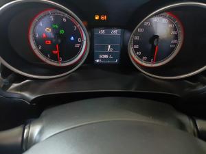 Suzuki Swift 1.2 GLX auto - Image 10