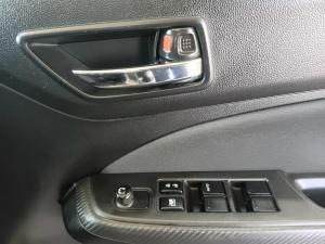 Suzuki Swift 1.2 GLX auto - Image 13