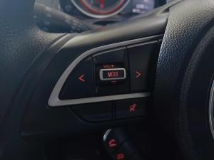 Suzuki Swift 1.2 GLX auto - Image 21
