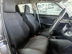 Suzuki Swift 1.2 GLX auto - Image 22