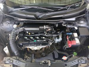 Suzuki Swift 1.2 GLX auto - Image 24