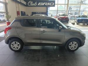 Suzuki Swift 1.2 GLX auto - Image 8