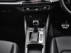 Audi Q2 35TFSI Black Edition - Image 18