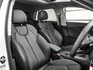 Audi Q2 35TFSI Black Edition - Image 11