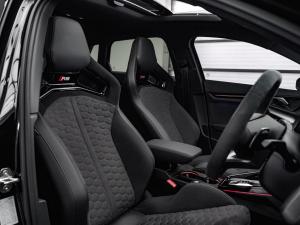 Audi RS3 Sportback quattro Carbon Edition - Image 10