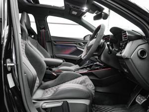 Audi RS3 Sportback quattro Carbon Edition - Image 11