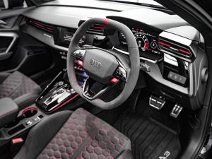 Audi RS3 Sportback quattro Carbon Edition - Image 12