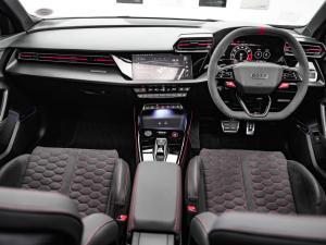 Audi RS3 Sportback quattro Carbon Edition - Image 14