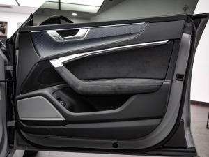 Audi RS7 Sportback quattro performance - Image 7