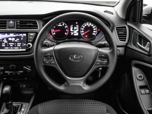 Hyundai i20 1.4 Motion auto - Image 10