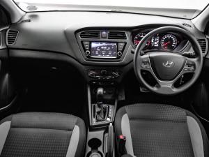Hyundai i20 1.4 Motion auto - Image 15