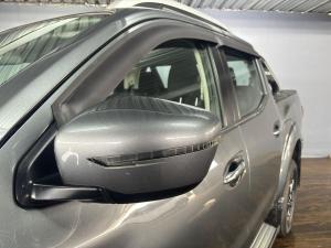 Nissan Navara 2.5DDTi double cab LE - Image 10