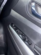 Nissan Navara 2.5DDTi double cab LE - Image 22