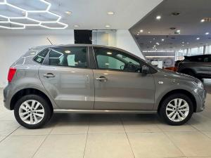 Volkswagen Polo Vivo hatch 1.6 Comfortline auto - Image 7