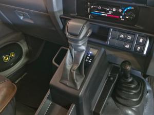 Toyota Land Cruiser 79 2.8GD-6 single cab auto - Image 12