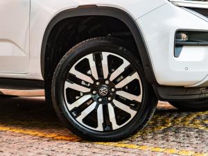 Volkswagen Amarok 3.0TDI V6 double cab Aventura 4Motion - Image 2