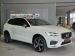 Volvo XC60 D4 AWD R-Design - Thumbnail 1
