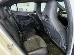 Mercedes-Benz GLA GLA200 auto - Image 13