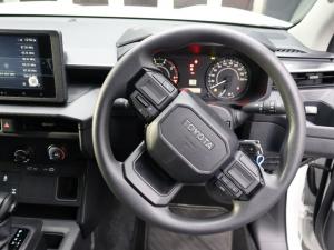 Toyota Hilux 2.8GD-6 double cab SRX - Image 11