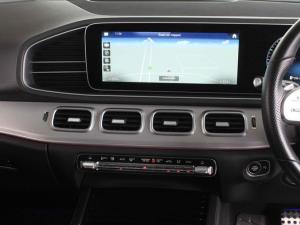 Mercedes-Benz GLE GLE300d 4Matic - Image 12