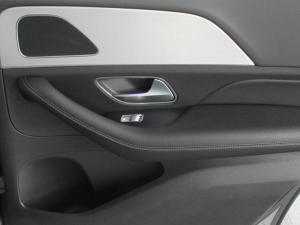 Mercedes-Benz GLE GLE300d 4Matic - Image 15