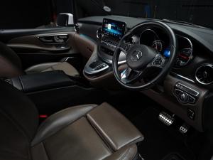 Mercedes-Benz V-Class V300d Exclusive - Image 10