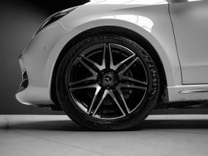 Mercedes-Benz V-Class V300d Exclusive - Image 8