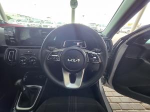 Kia Sonet 1.5 LX manual - Image 8