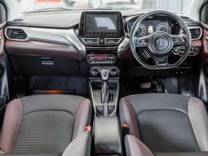 Toyota Starlet Cross 1.5 XS auto - Image 6