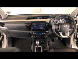 Toyota Hilux 2.8GD-6 48V double cab Raider - Image 6