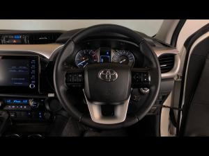Toyota Hilux 2.8GD-6 48V double cab Raider - Image 8