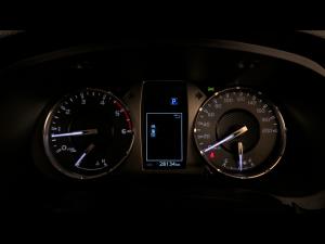 Toyota Hilux 2.8GD-6 48V double cab Raider - Image 9