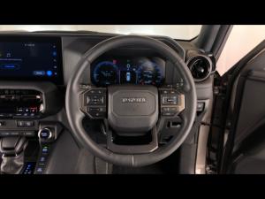 Toyota Land Cruiser Prado 2.8GD VX-R First Edition - Image 8