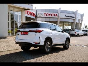 Toyota Fortuner 2.4GD-6 4x4 - Image 2
