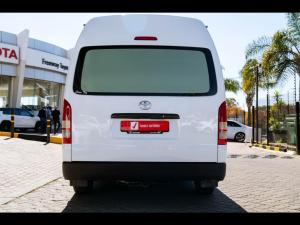 Toyota Quantum 2.7 S-Long panel van - Image 5