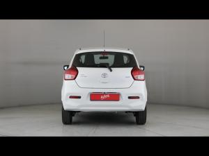 Toyota Vitz 1.0 XR manual - Image 5