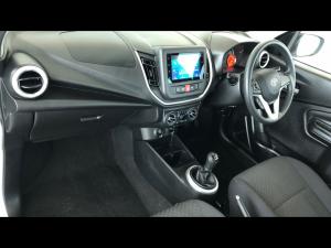 Toyota Vitz 1.0 XR manual - Image 7