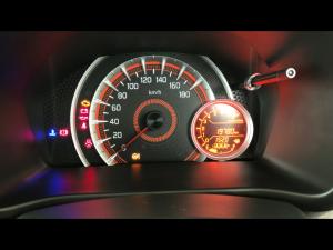 Toyota Vitz 1.0 XR manual - Image 9