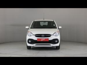 Toyota Vitz 1.0 XR manual - Image 4