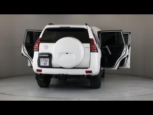 Toyota Land Cruiser Prado 2.8GD VX-L - Image 24
