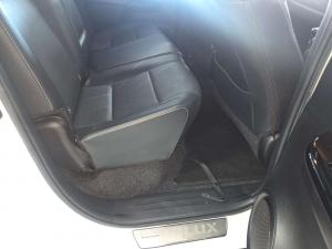 Toyota Hilux 2.8 GD-6 RB Legend 4X4D/C - Image 9