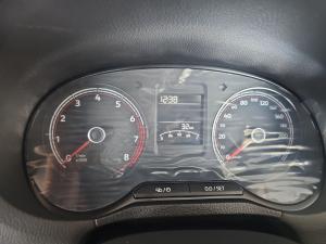 Volkswagen Polo Vivo hatch 1.4 Life - Image 13