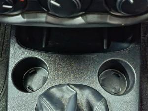 Ford Ranger 2.2TDCi (aircon) - Image 9