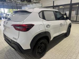 Nissan Magnite 1.0 Move panel van - Image 3