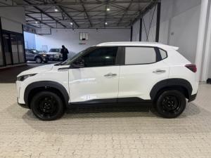 Nissan Magnite 1.0 Move panel van - Image 9